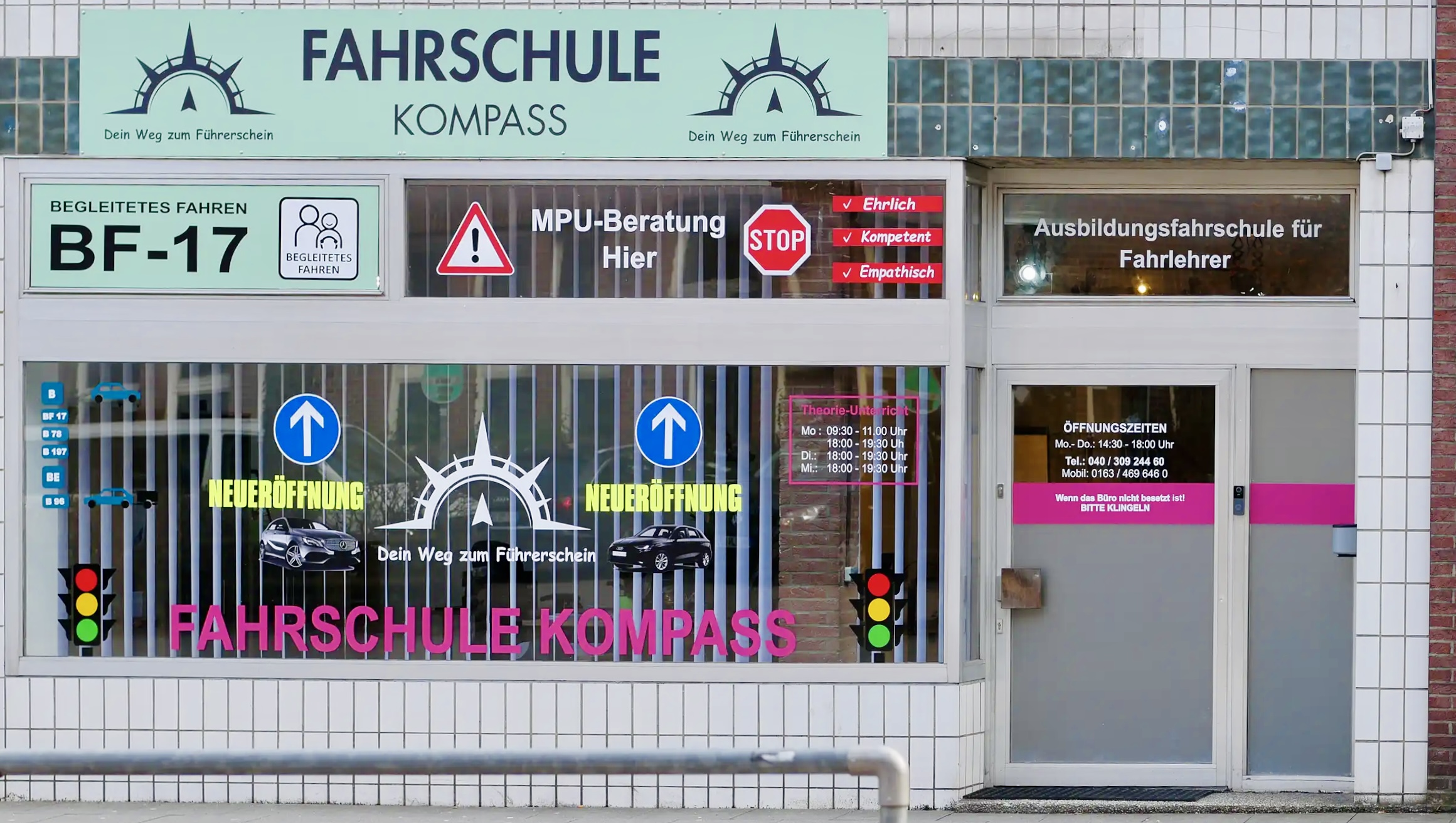 Fahrschule Kompass Team